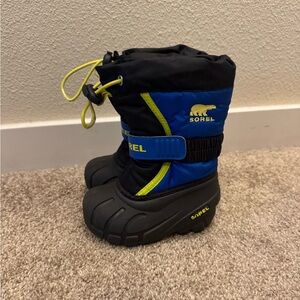 Sorel Kids Snow Boots in Black and Blue